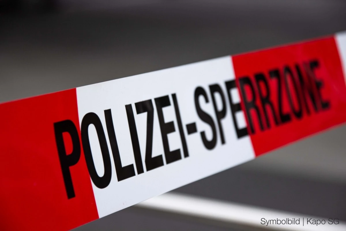 Schussabgabe in Kaltbrunn SG  - 54-jähriger nach Streit verletzt - drei Männer festgenommen