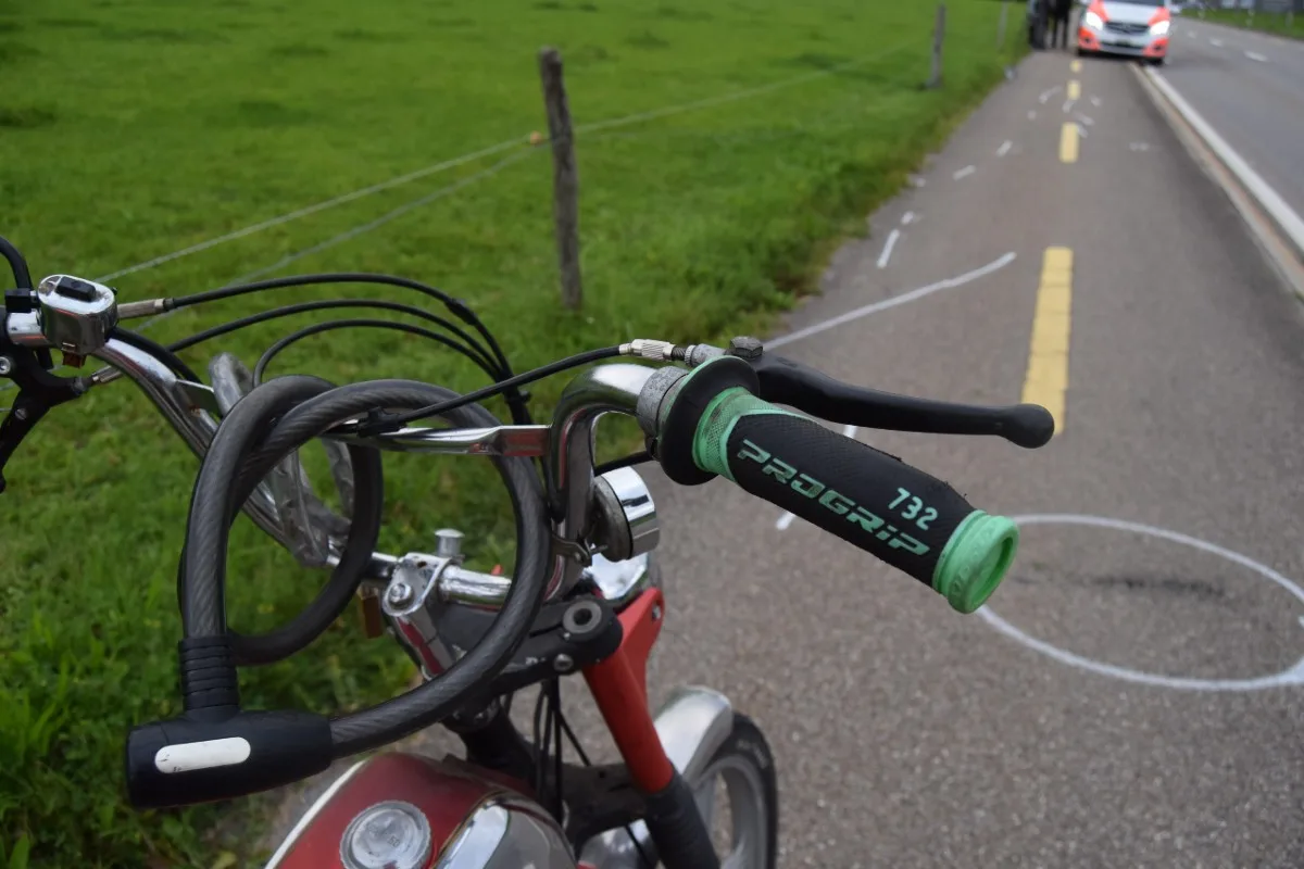 Schwellbrunn AR - Mit Motorfahrrad gestürzt