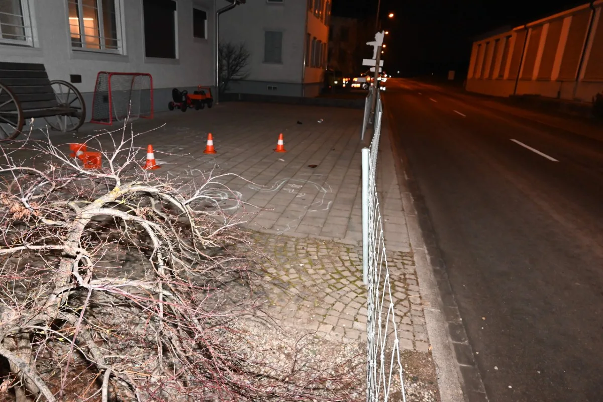 Jonschwil SG - Fahrerflucht nach Unfall