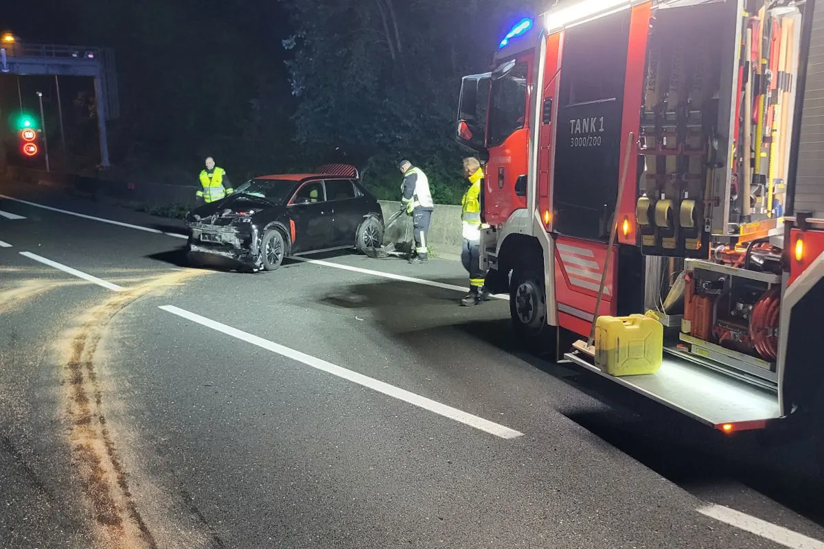 Klagenfurt am Wörthersee K – Unfall mit E-Fahrzeug