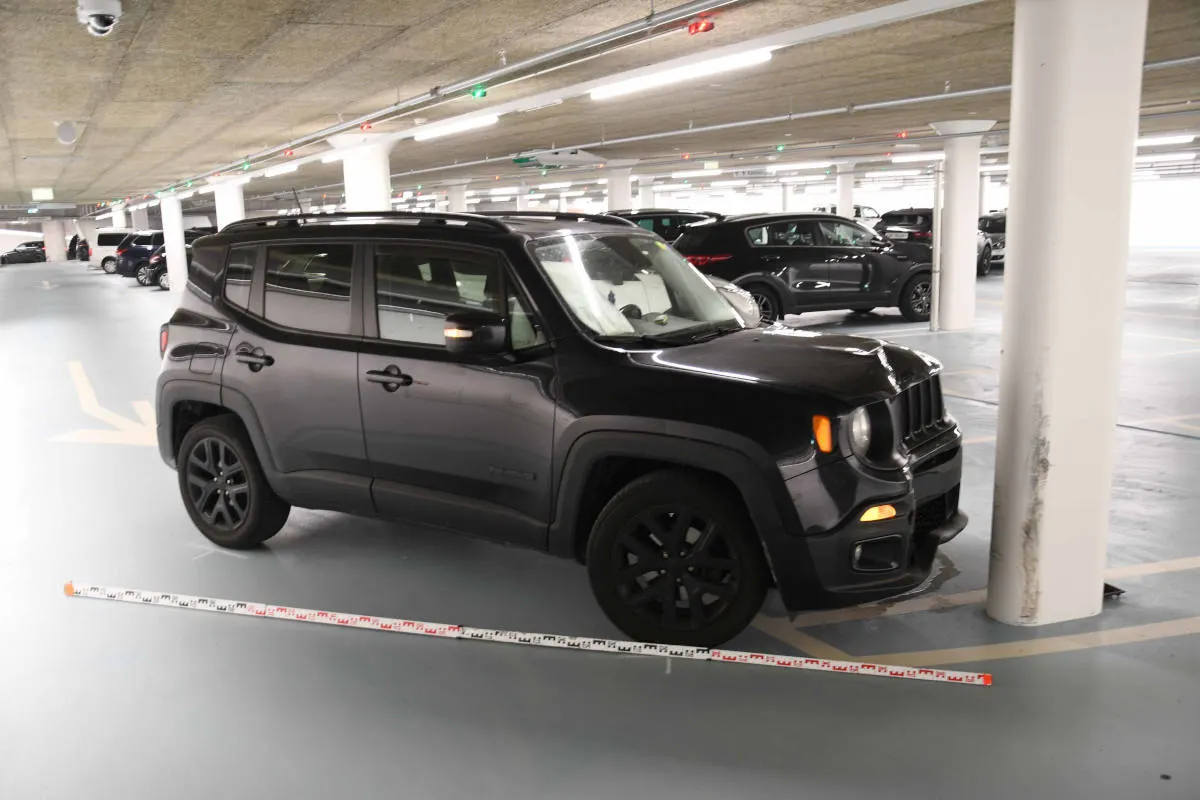 Chur GR – Autolenker verletzt sich bei Selbstunfall 