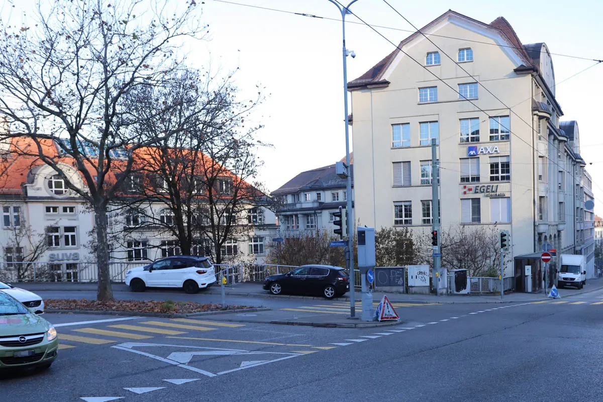 St.Gallen - Auffahrkollision beim Abbiegen