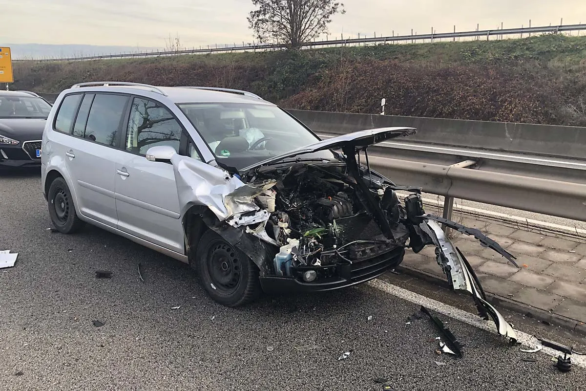 Unfallflucht in Bad Kreuznach - Verkehrsunfall mit vier beteiligten Fahrzeugen