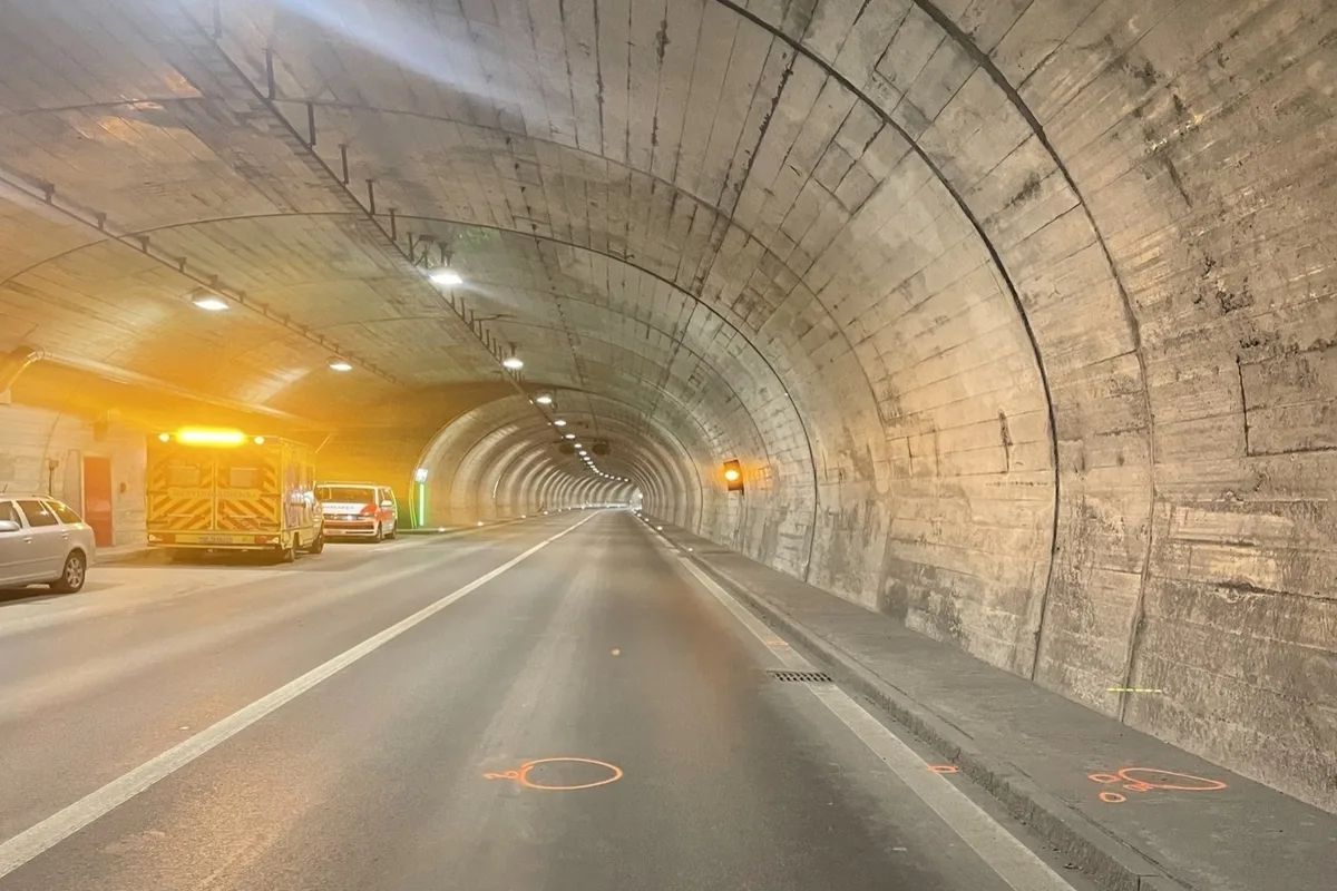 Davos GR – Unfall während eines Überholmanövers