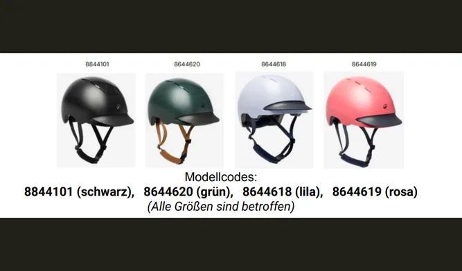 Eine Reihe von vier Fahrradhelmen in Schwarz, Grün, Lila und Rosa mit den dazugehörigen Modellcodes darunter.