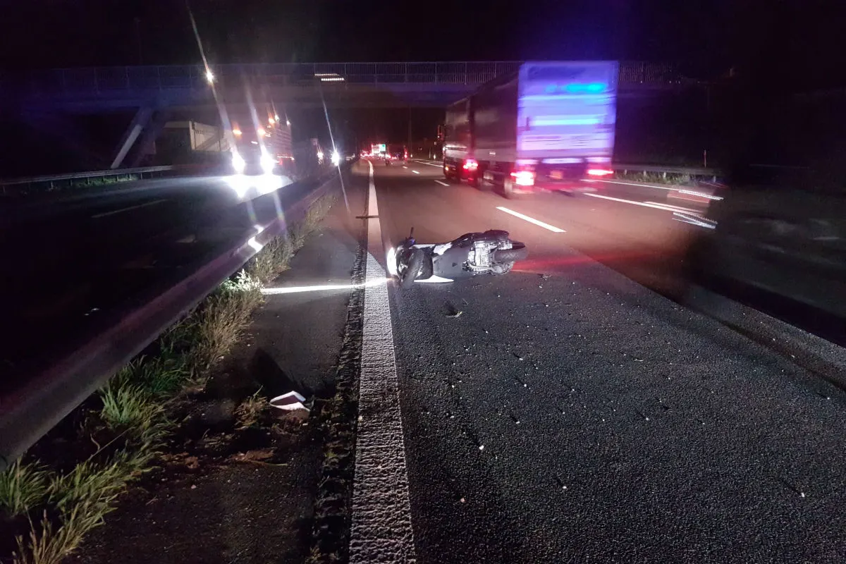 A1/Schafisheim AG - Motorrad und Auto miteinander kollidiert