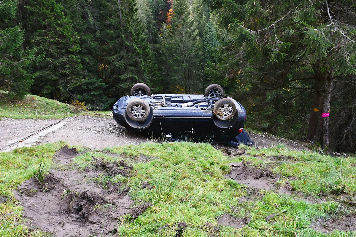 Glück im Unglück in Luthern LU - Selbstunfall mit Personenwagen