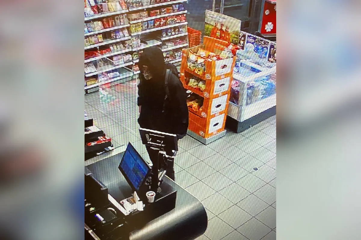 Kreuzlingen TG – Fahndung nach Raubüberfall auf Tankstellenshop