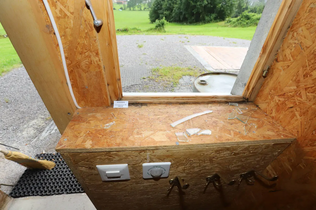 Netstal GL – Einbruchdiebstahl in Mugibeiz