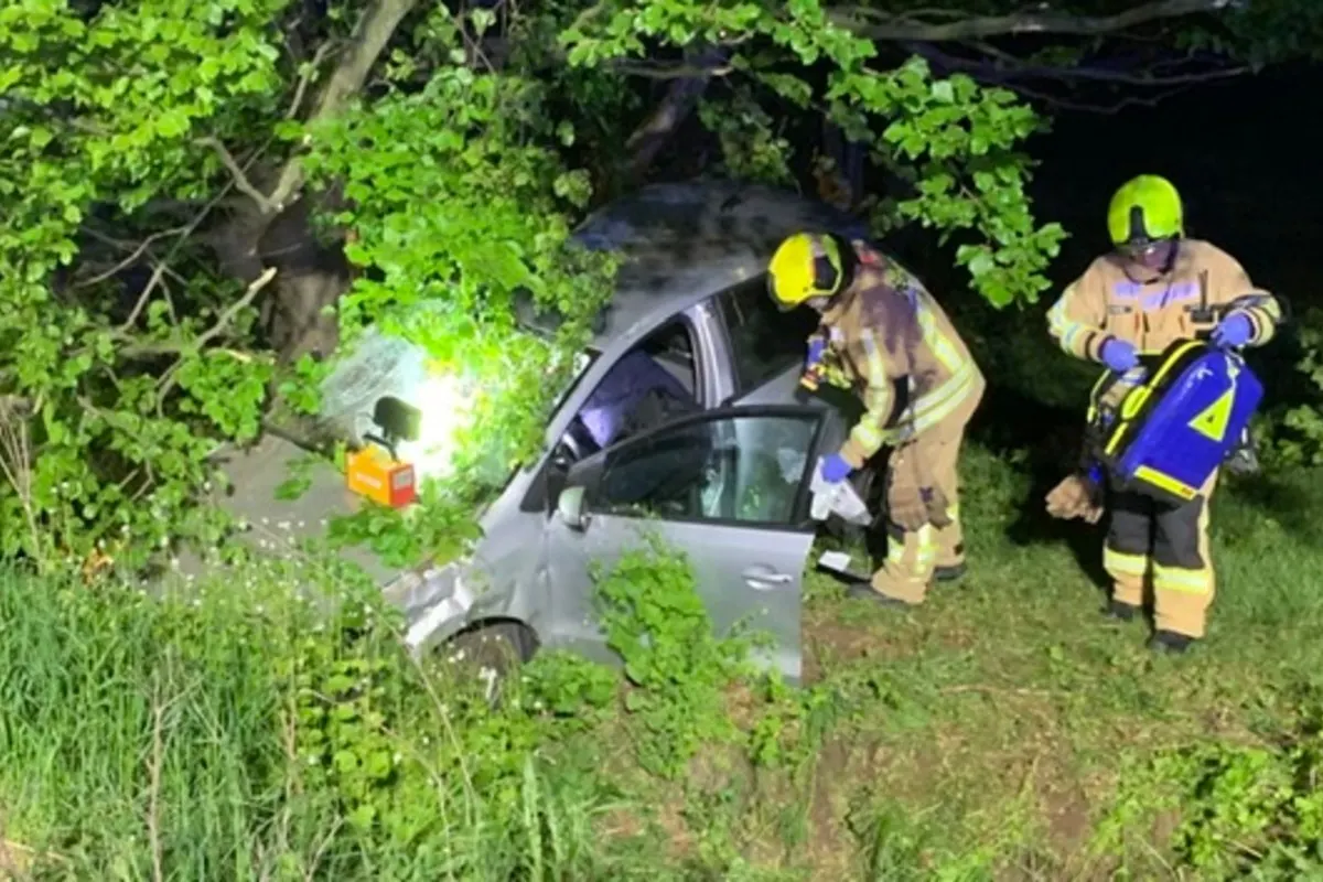 Stolberg - Autofahrer nach Unfall schwer verletzt