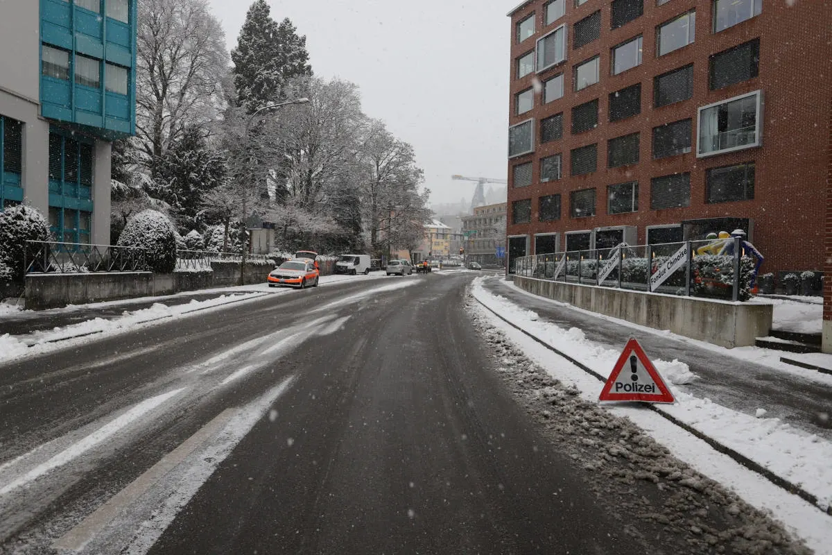 Unfälle in St.Gallen – Fünf Kollisionen auf glatten Strassen