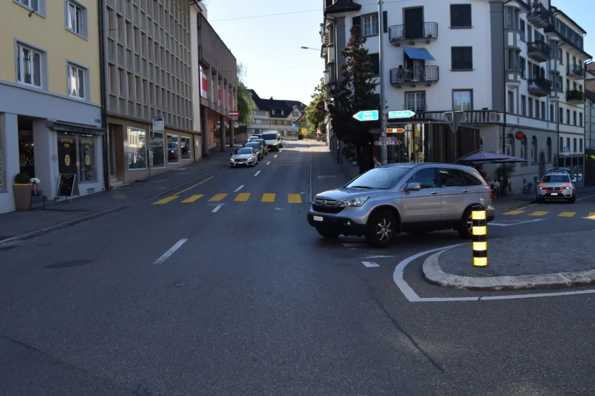 13-Jähriger verletzt in Herisau AR - Unfall zwischen Auto und Velo