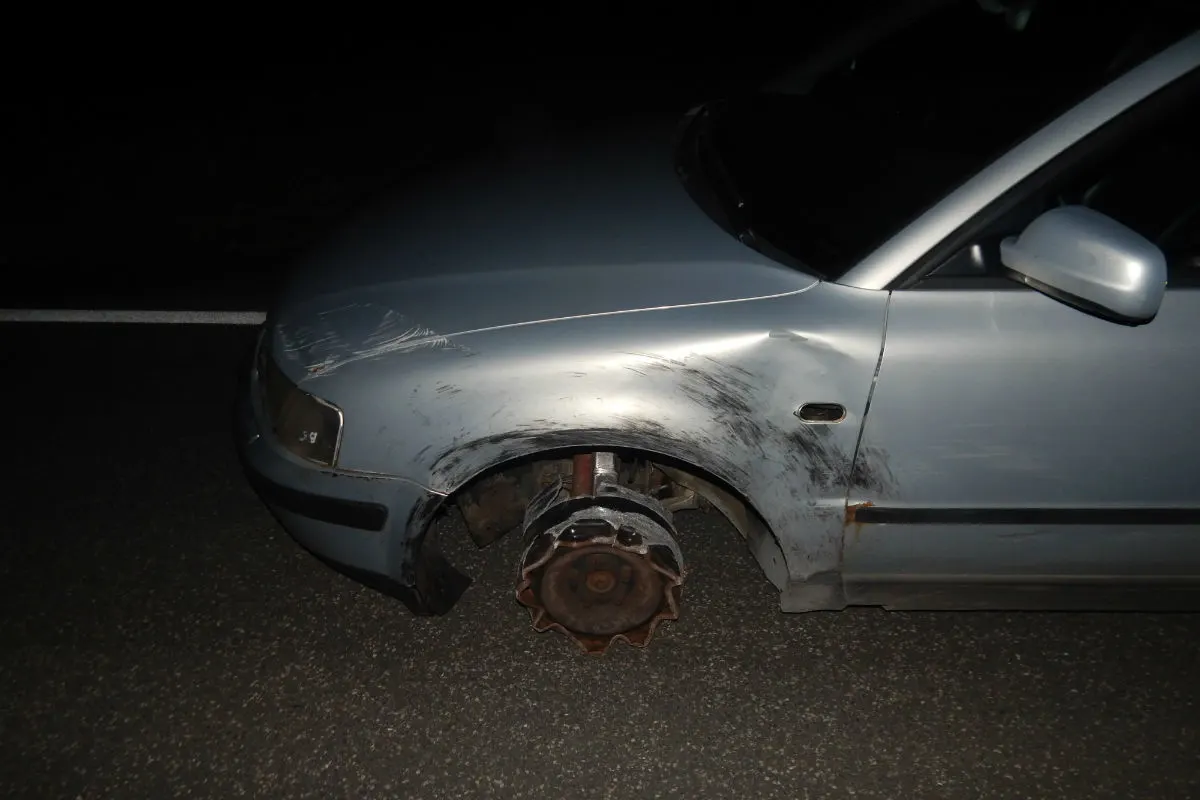 Auto nach Irrfahrt auf nur drei Reifen gestoppt