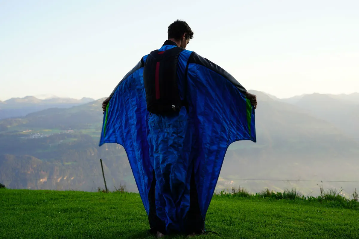  Walenstadtberg SG - Einblick in die Wingsuit-Welt durch die Polizei