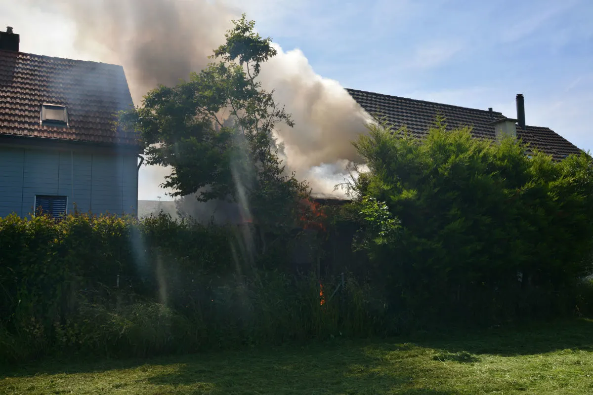 Wangen bei Olten SO - Brand eines Gartenhauses