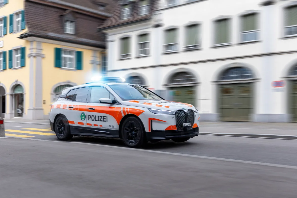 A1 Niederuzwil SG – Zwei Raser mit über 200 km/h gestoppt
