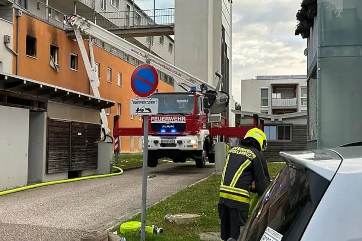 Vöcklabruck OÖ – Brand in Kinderzimmer führt zu Feuerwehreinsatz