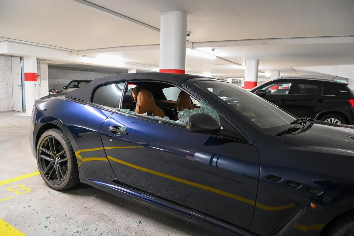 Rorschach SG – Autoscheiben eingeschlagen und gestohlen 