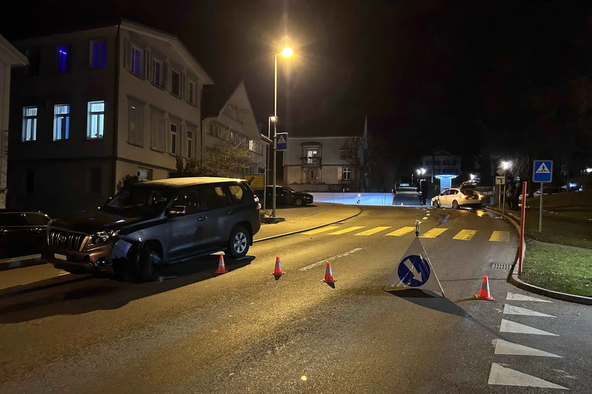 Heiden AR – Alkoholisiert in Kurve auf Gegenfahrbahn verunfallt