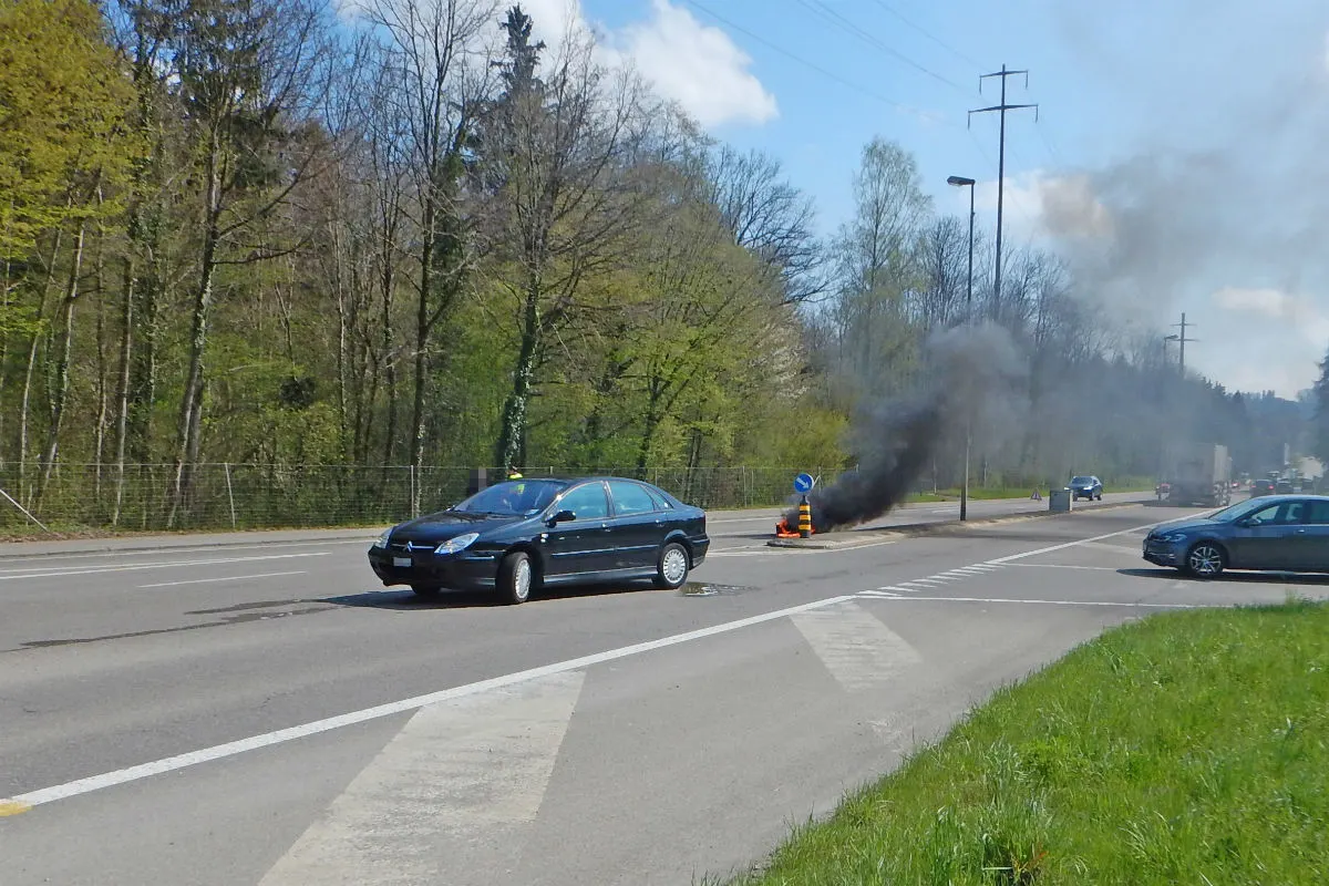 Frauenfeld TG -  Autofahrer übersieht einen Motorradfahrer
