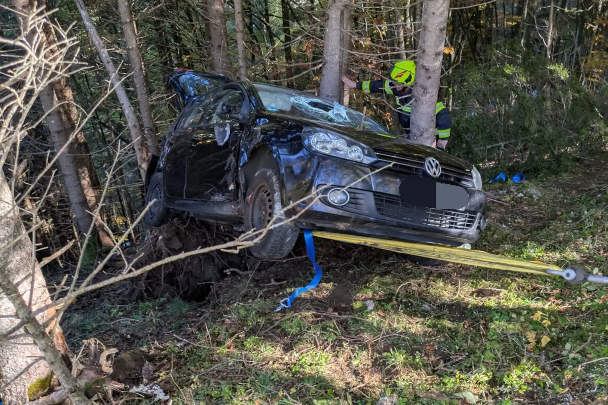 Brand bei Bludenz V – Pkw rollt unkontrolliert talwärts