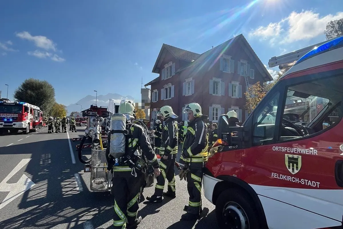 Frastanz V – Drei Personen bei Wohnungsbrand gerettet