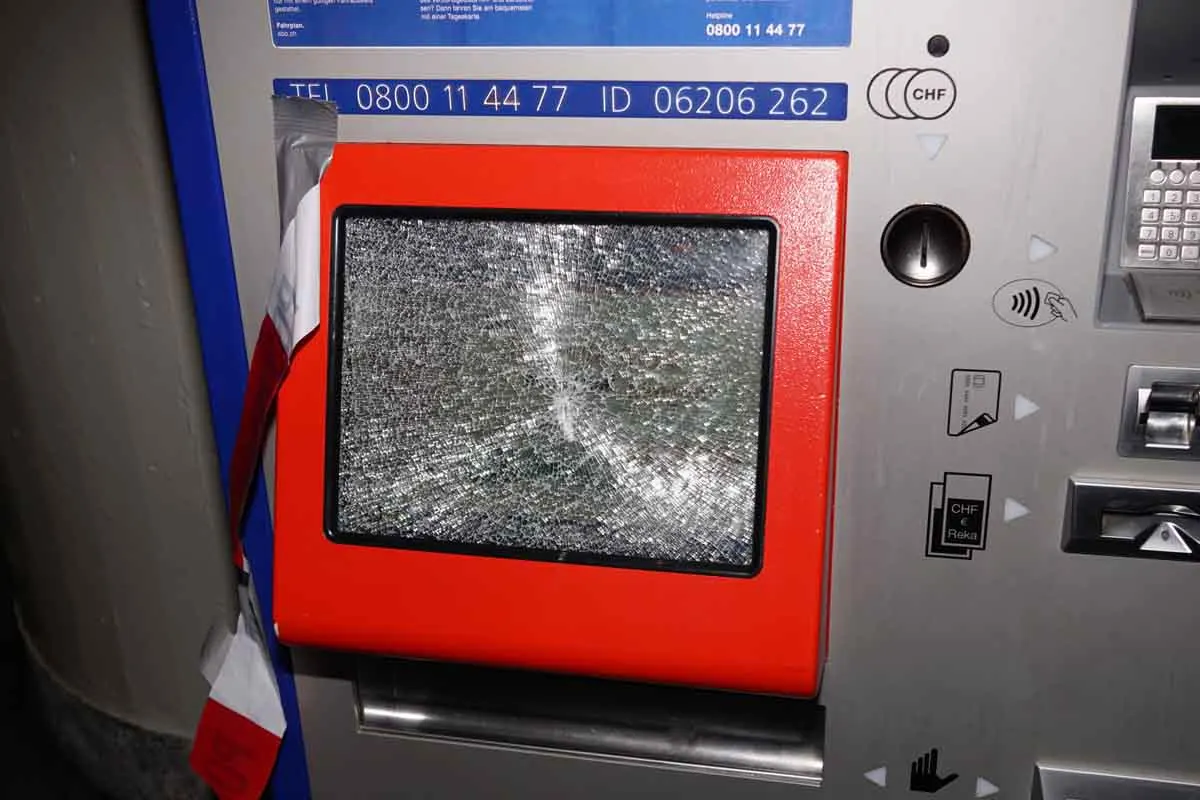 Vandalismus in Wil SG - Sachbeschädigungen am Bahnhof