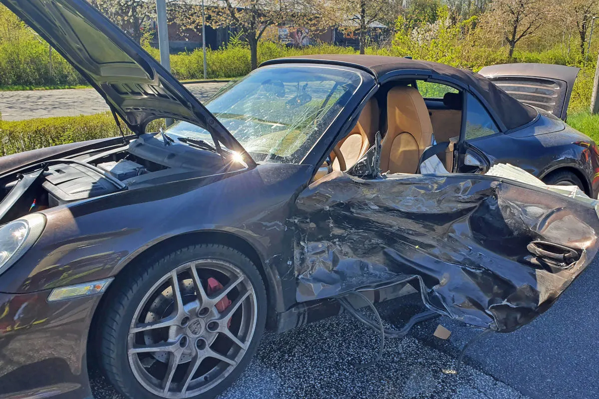 Bad Segeberg – Kollision zwischen zwei PKW mit vier verletzten Personen