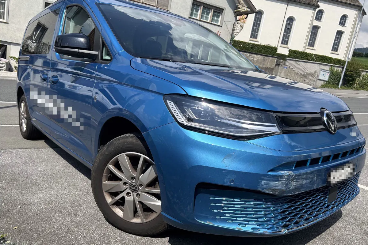 St. Gallenkappel SG – Lenkerin bei Unfall verletzt
