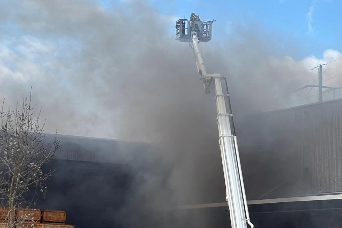 Biberist  SO – Update zu Brand in Batterie-Recyclingfirma