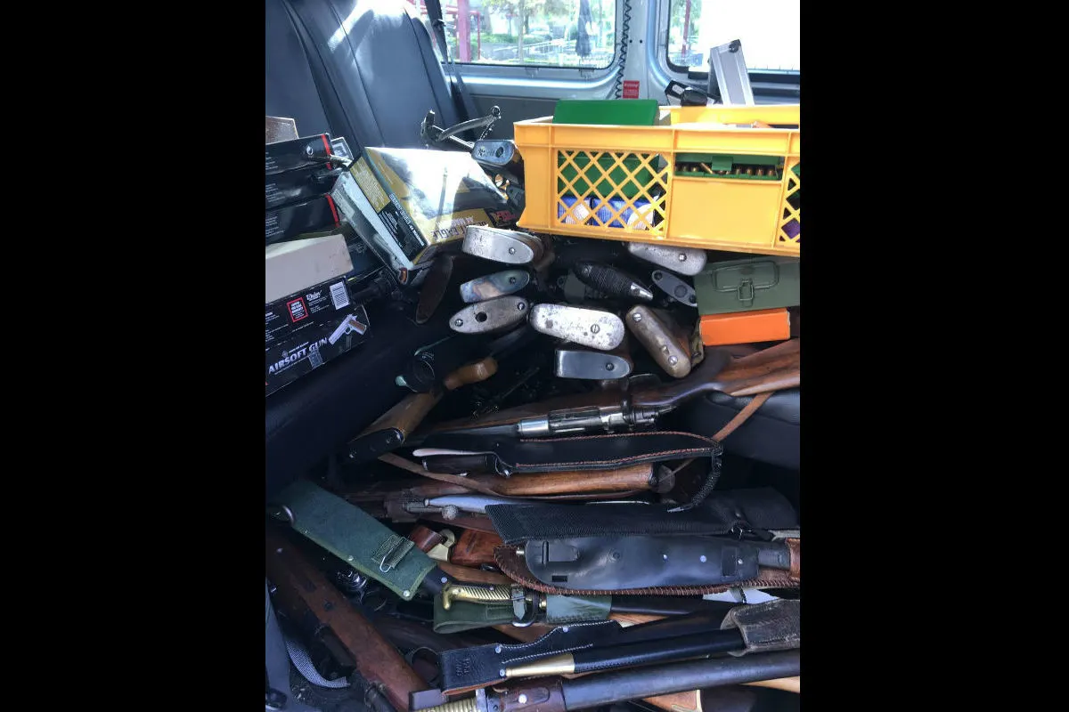 Mann hatte richtiges Waffenarsenal zu Hause