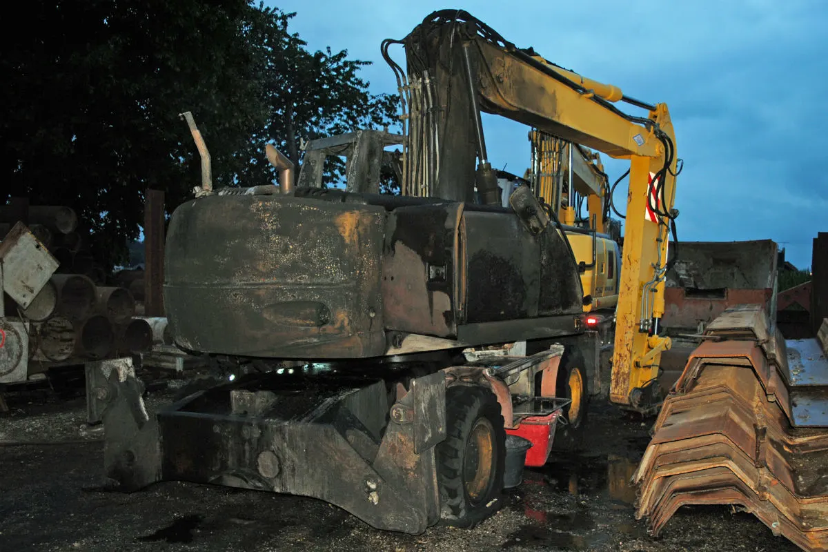 Reiden LU – Brand an zwei Baumaschinen - Zeugenaufruf