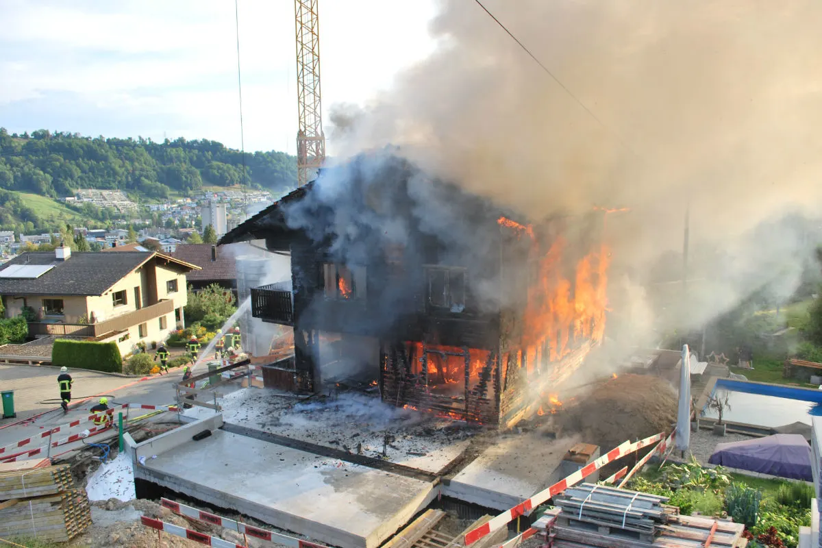 Malters LU - Einfamilienhaus in Vollbrand
