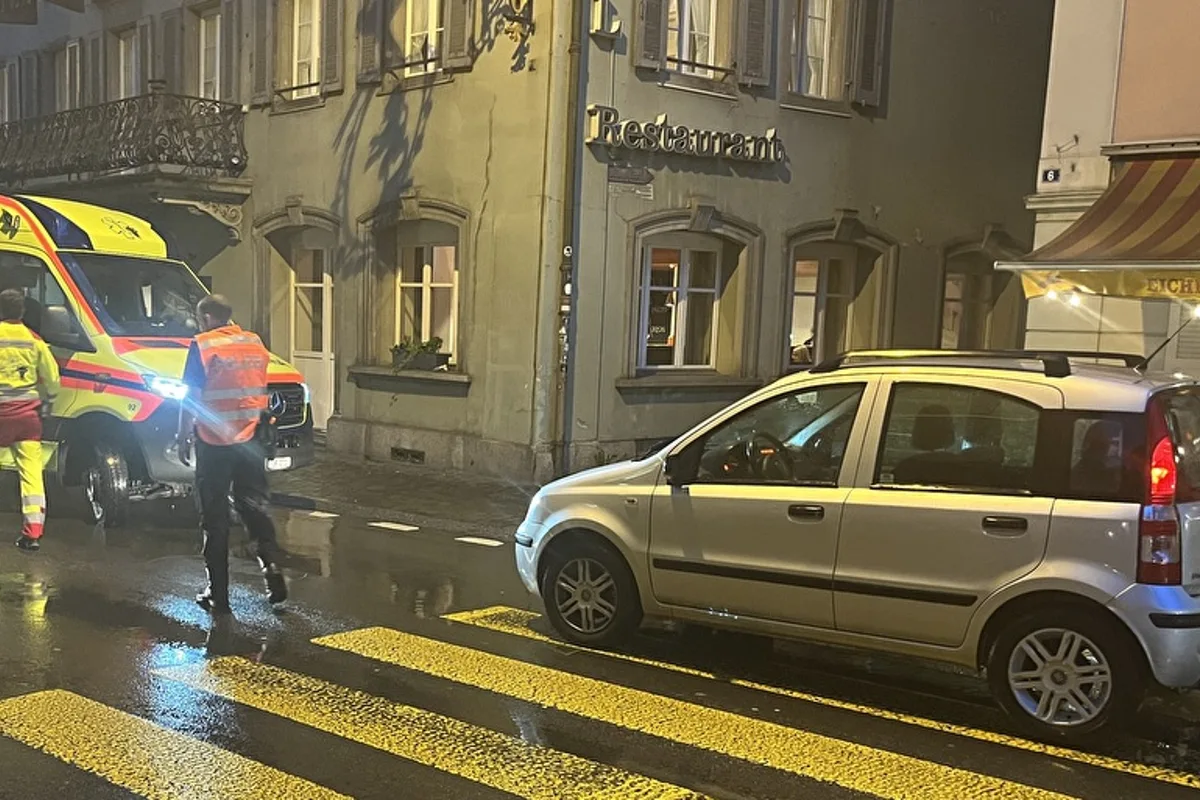Altdorf UR - Fussgängerin bei Kollision mit Auto erheblich verletzt