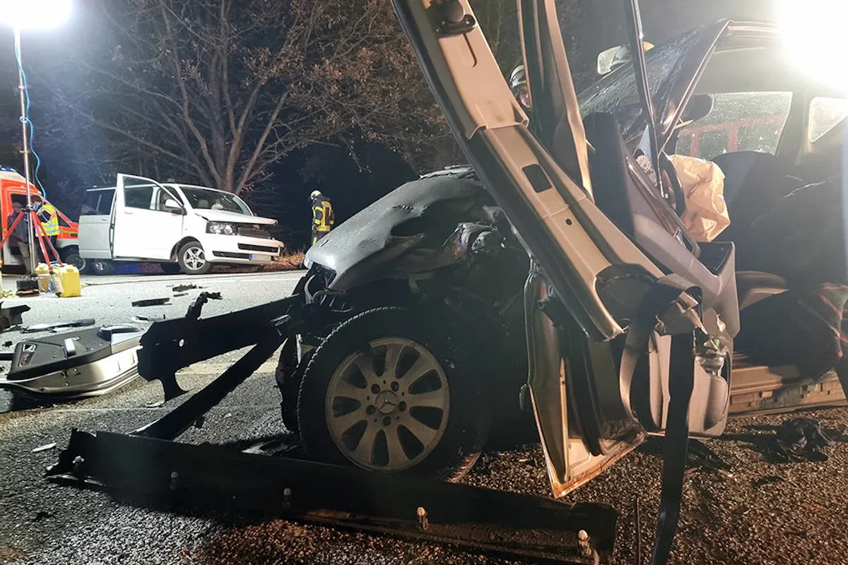 Wittenborn – Schwerer Verkehrsunfall auf der B206