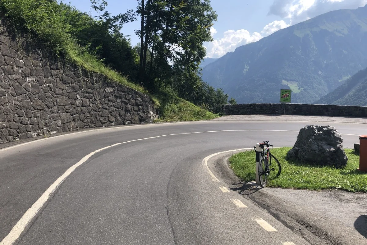 Kanton Glarus - Diverse Unfälle heute Samstag 1.8.2020