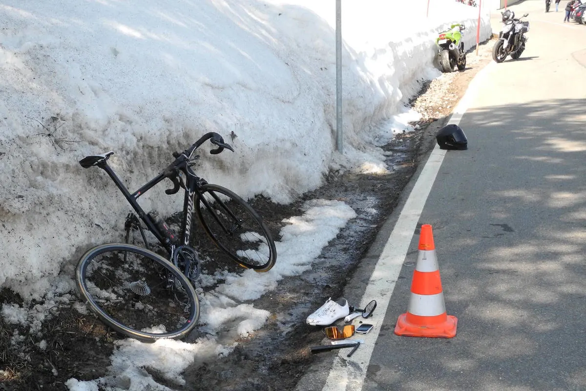 Kanton Schwyz – Mehrere Motorradunfälle mit Verletzten