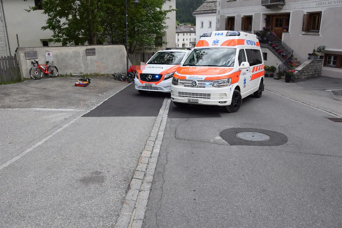 La Punt-Chamues-ch GR – Rennradfahrer nach Unfall schwer verletzt