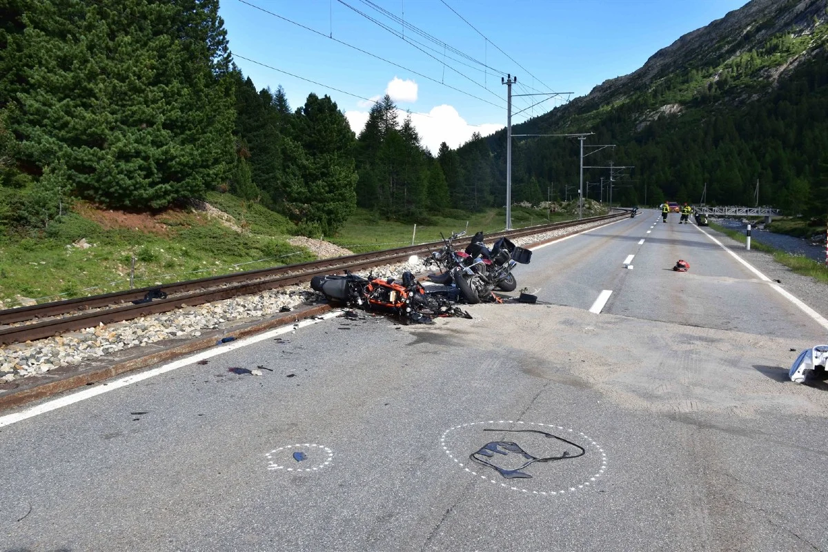 Tragödie in Pontresina GR - Drei Personen nach Verkehrsunfall tot!