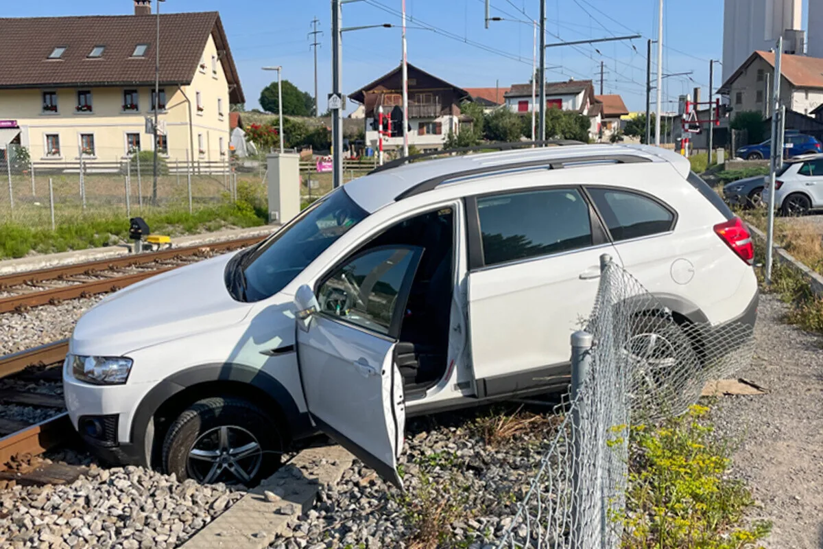 Courtepin FR - Alkoholisiert auf Zuggleisen gelandet