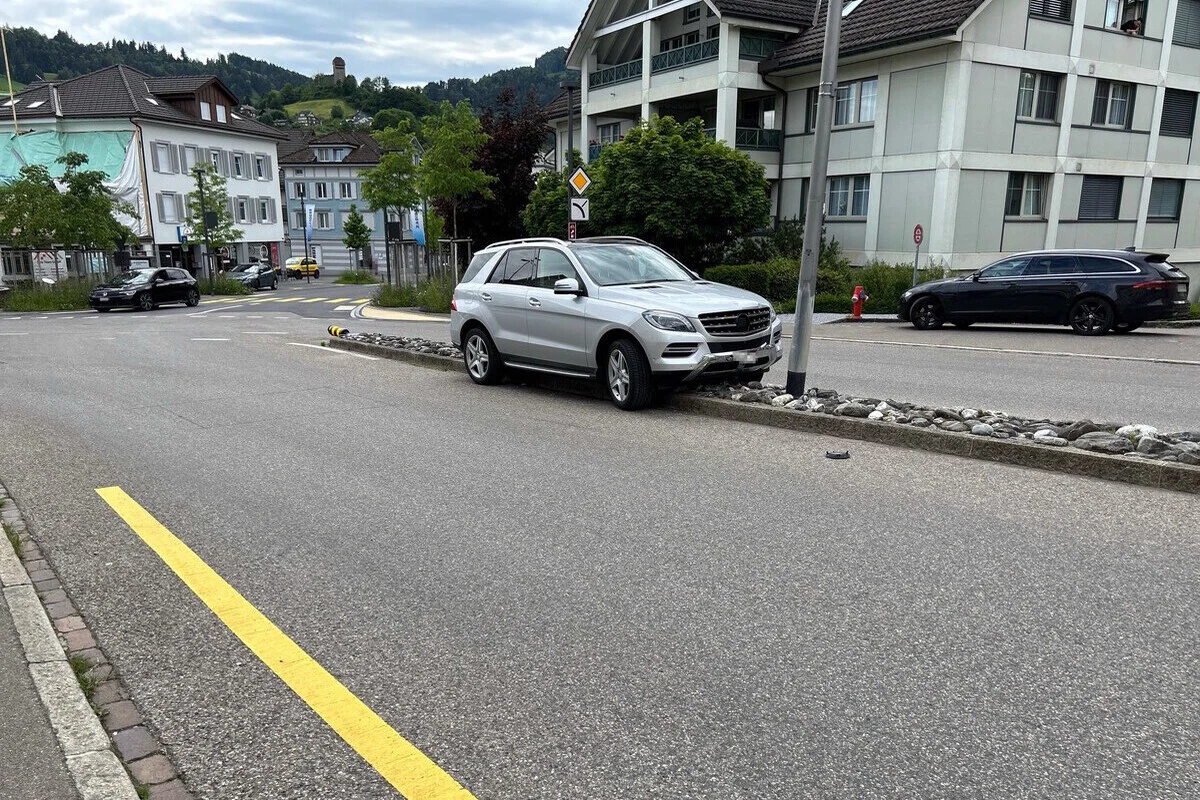 Wattwil SG - Fahrunfähig Unfall verursacht