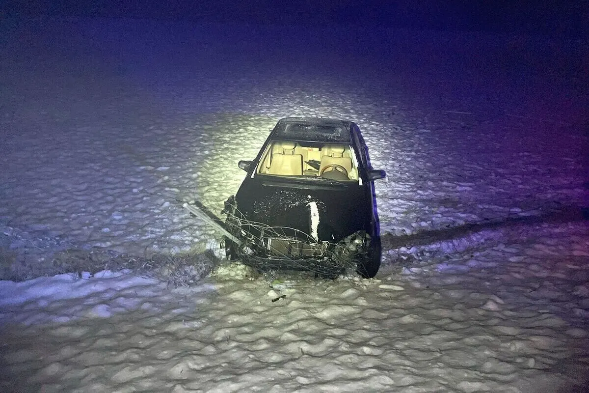  A3 bei Benken SG – Auto gerät auf vereister Fahrbahn ins Schleudern