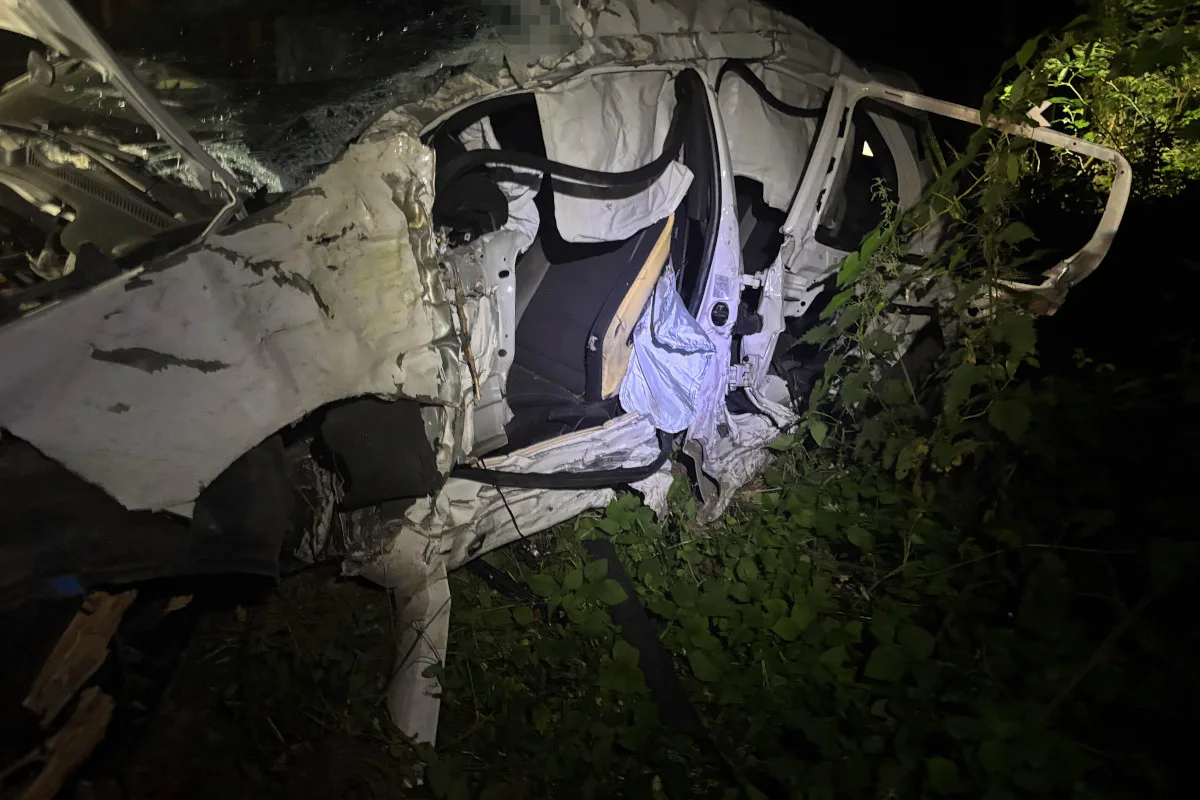 Heftiger Unfall in Möhlin AG – Lenker wird aus Auto geschleudert