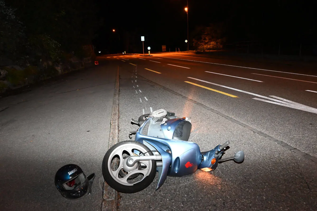 Wattwil SG – Betrunkener 17-Jähriger baut mit Roller Unfall