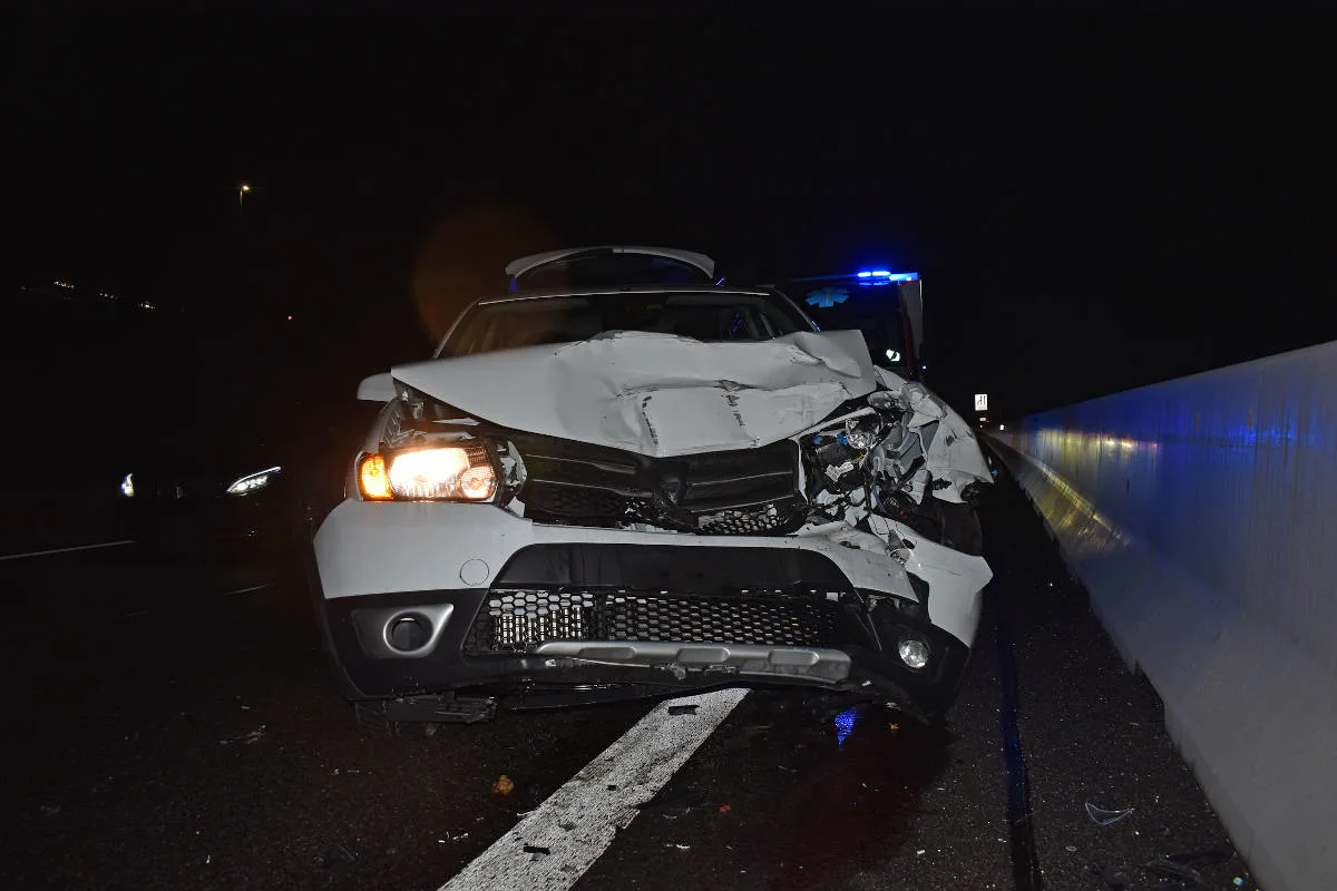 A2 Knutwil LU – Auffahrunfall zwischen zwei Autos