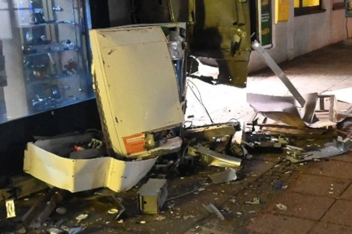 Wien – Zigarettenautomaten mit Pyrotechnik gesprengt