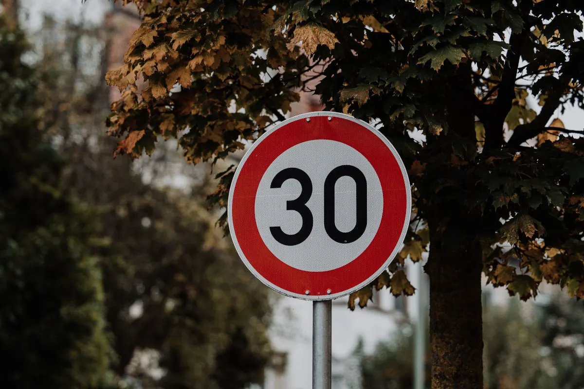 Radarstrafen in Österreich – So teuer ist zu schnelles Fahren