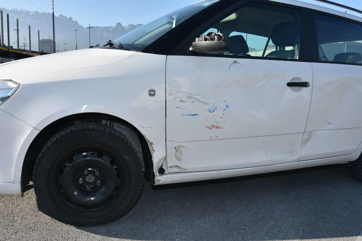 Buchs SG - Kollision zwischen Auto und Motorrad