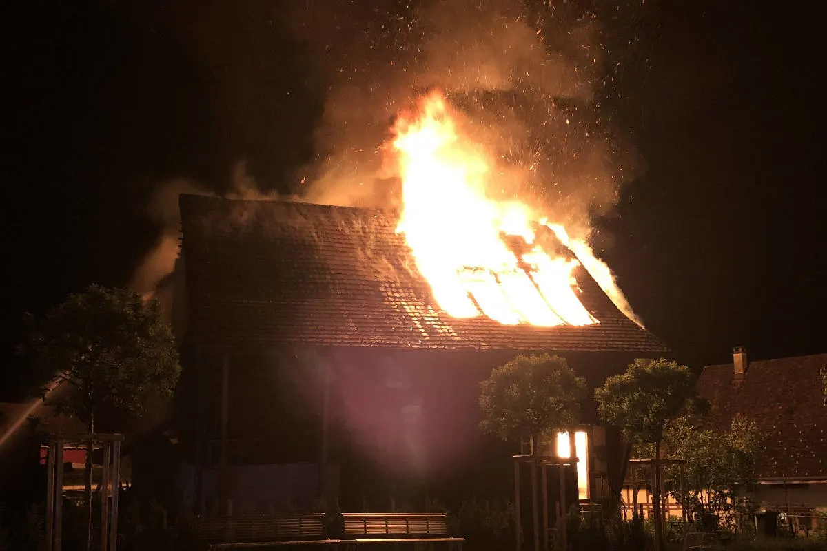 Rüti ZH – Liegenschaft nach Brand unbewohnbar
