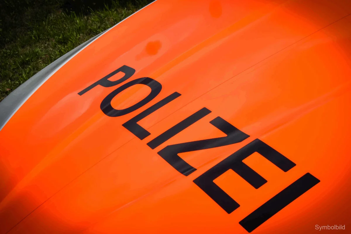 Mels SG - Kollision zwischen zwei Autos
